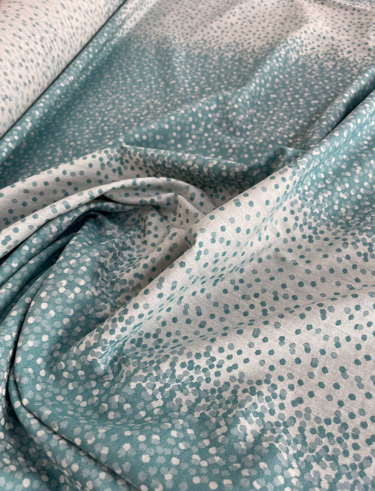 Jacquard Poá Azul - 59,90/metro