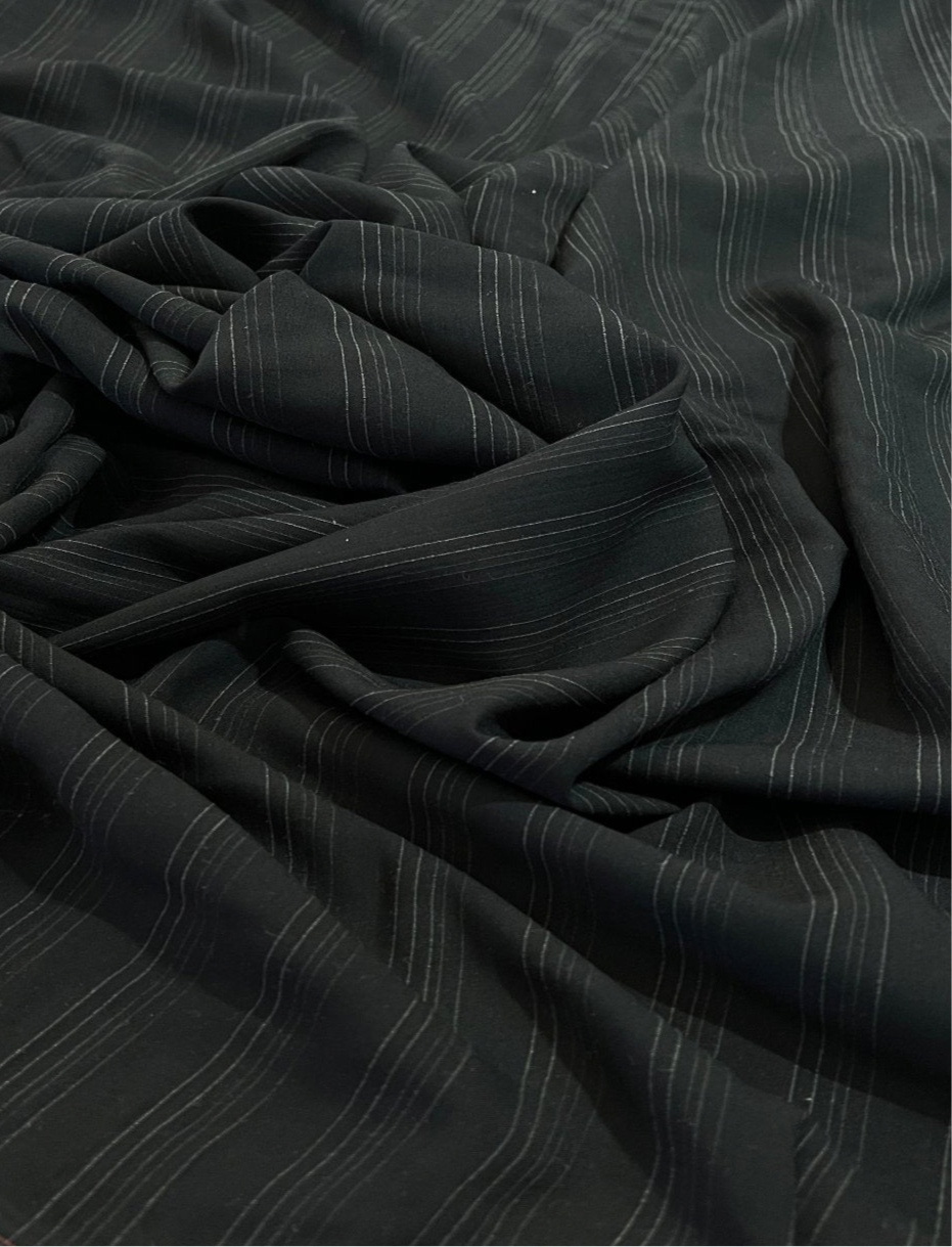 Algodão Maquinetado Preto - R$ 39,90/metro