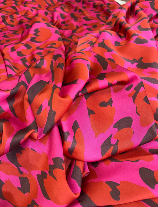 Viscose acetinada Animal Print - R$ 49,90/metro