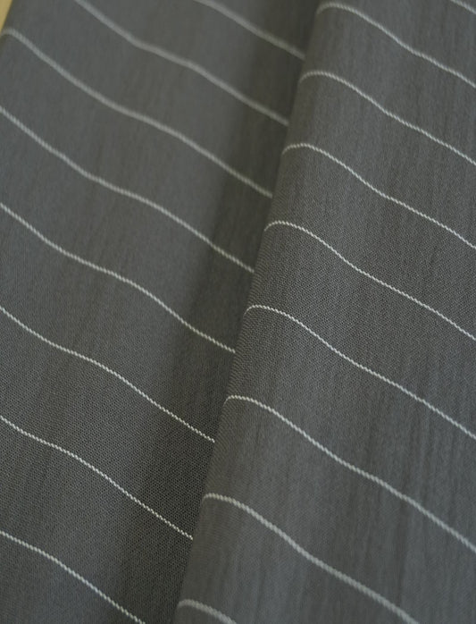 Alfaiataria Risca Giz Cinza Granito - R$ 59,90/metro