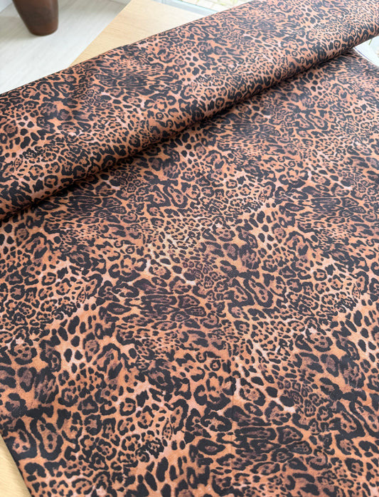 Kit Jaqueta Corta Vento Animal Print - R$ 129,00