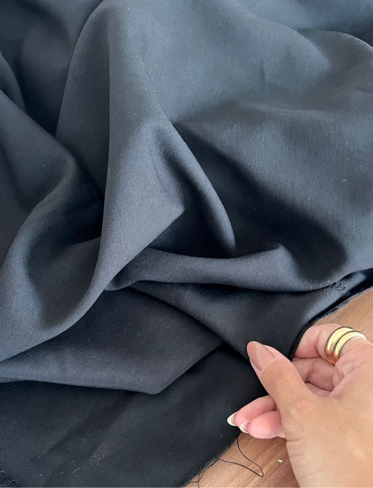 Tencel Preto - R$ 49,90/metro