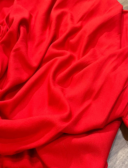 Crepe de viscose Encorpado - Vermelho - R$ 39,90/metro.