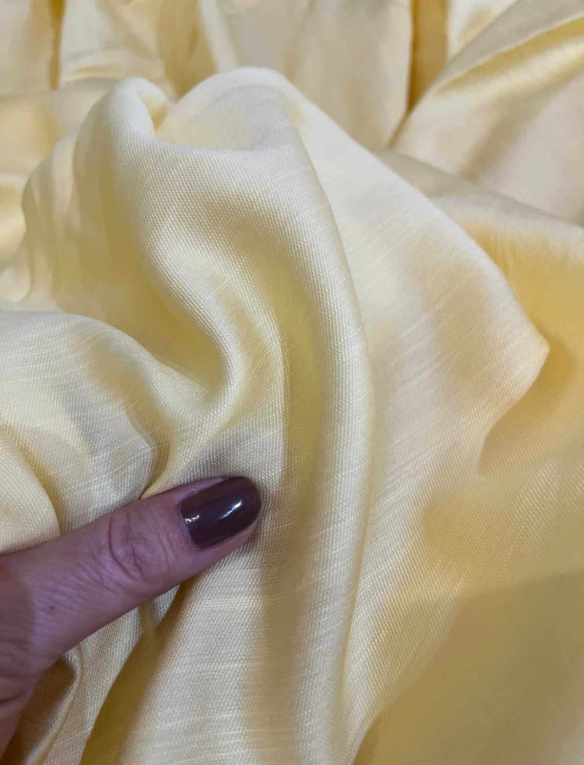 Viscose com Poliamida Amarelo Manteiga - R$ 39,90/metro