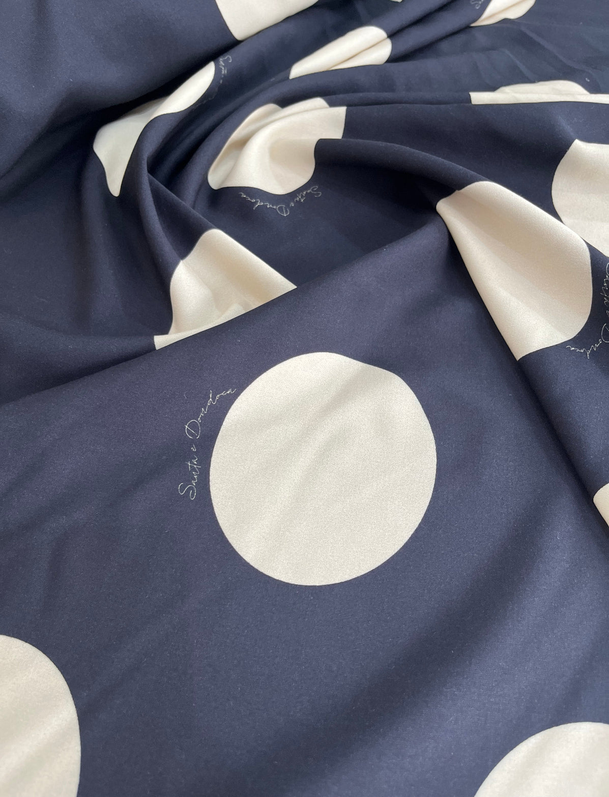 Viscose encorpada Poá - R$ 39,90/metro