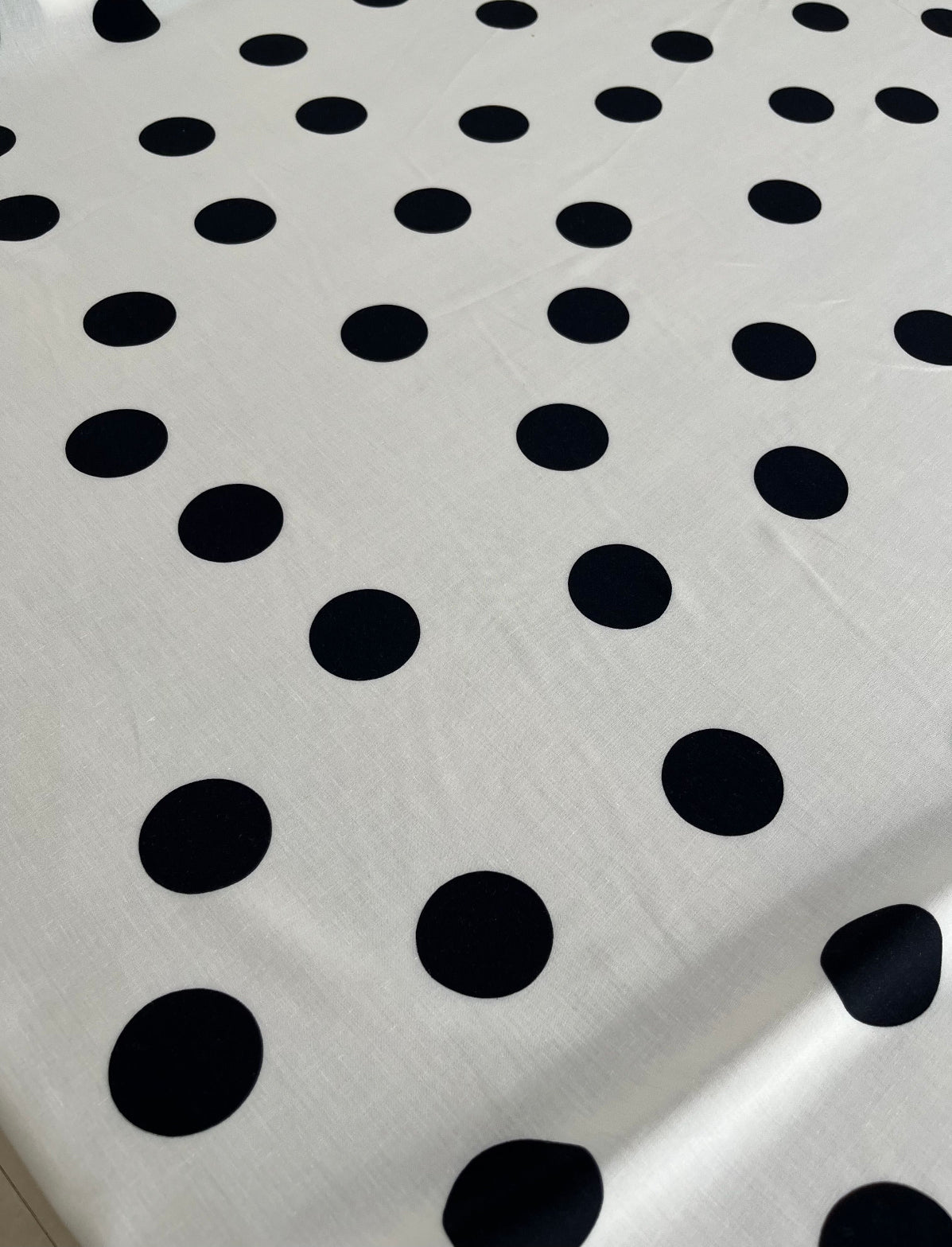 Viscose Estampada Poá - R$ 39,90 metro