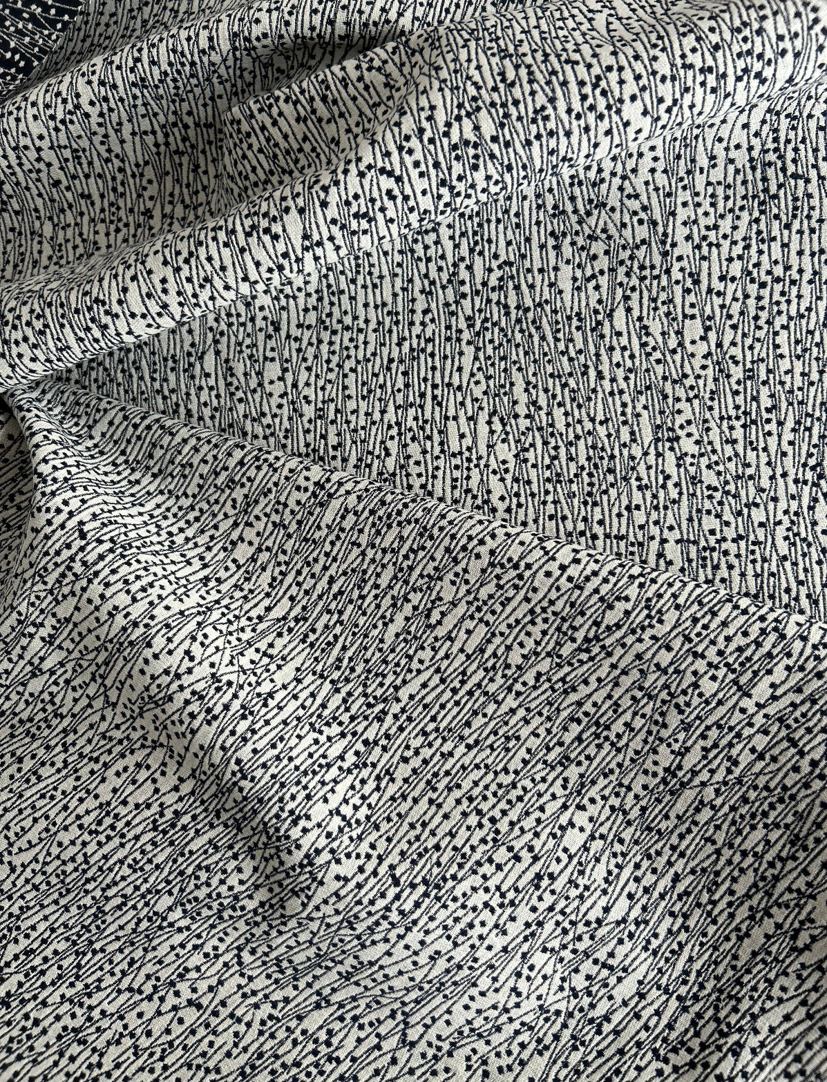 Jacquard Garoa Marinho - R$ 79,90/metro