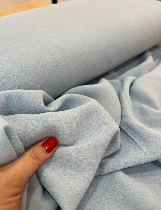 Crepe de viscose Azul Céu - de R$ 39,90 por R$ 19,90/metro