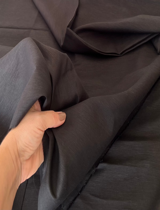 Cambraia de Cânhamo com algodão ,65% Cânhamo e 35% algodão- cortes de 2 Metros - R$ 89,90/corte