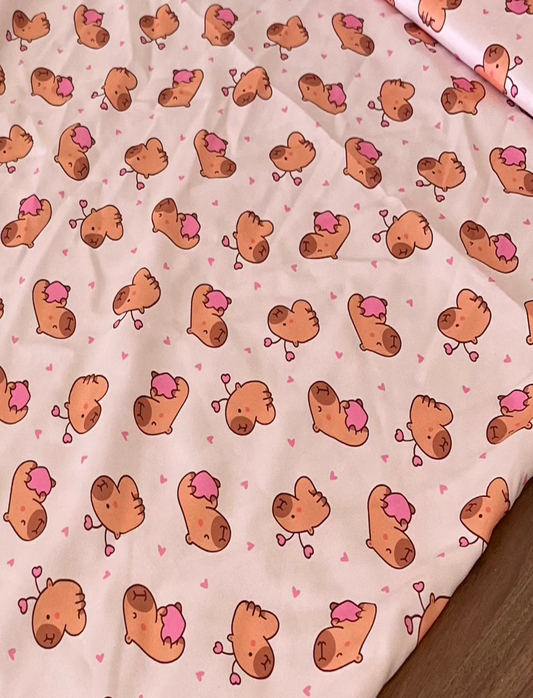 Malha para pijama Capivara fundo Rosa - R$ 29,90/metro