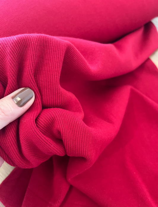 Malha Canelada de Viscose Carmim - R$ 59,90/metro