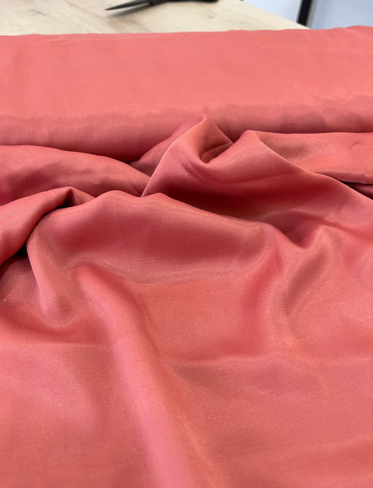 Viscose acetinada Blush  - R$ 49,90