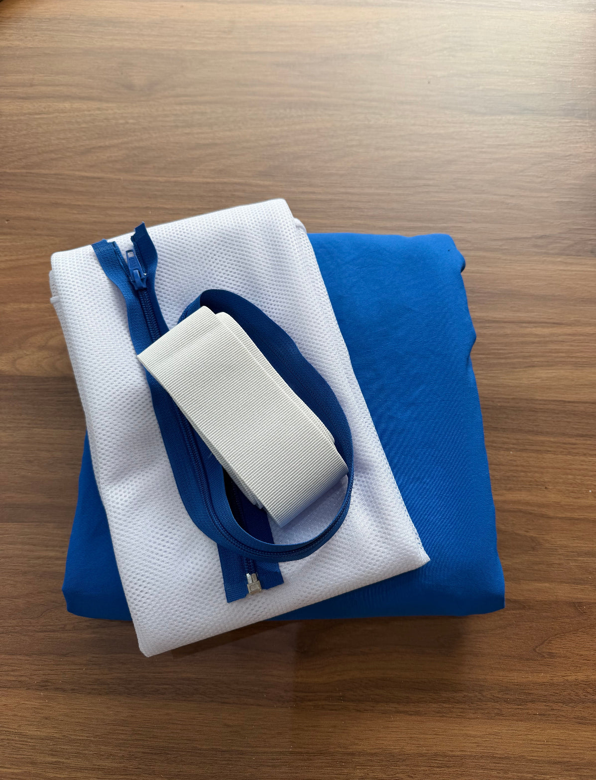 Kit Jaqueta Corta Vento Azul - R$ 99,00