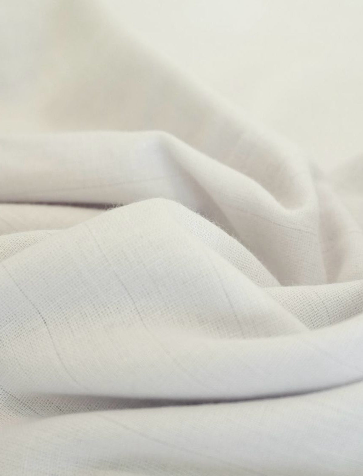 Cambraia de algodão Maquinetada branco