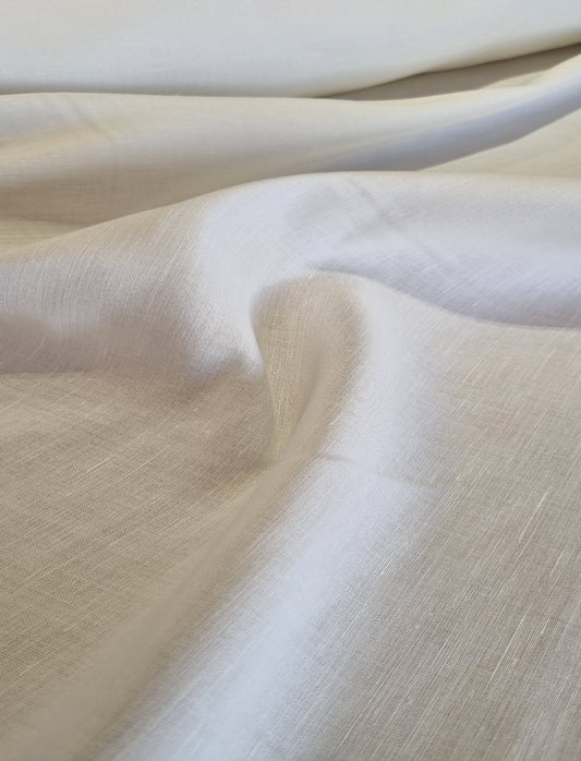 Alfaiataria de Cânhamo com viscose Off  45% canhamo 55% viscose- R$ 89,90/metro