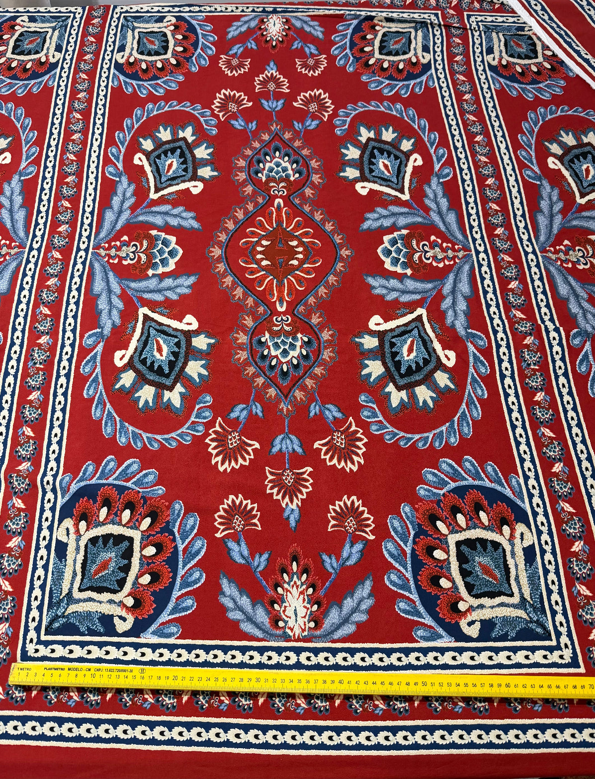 Banca 150 - Viscose Estampada Exclusiva Corte 1 metro (R$29,90 o metro)
