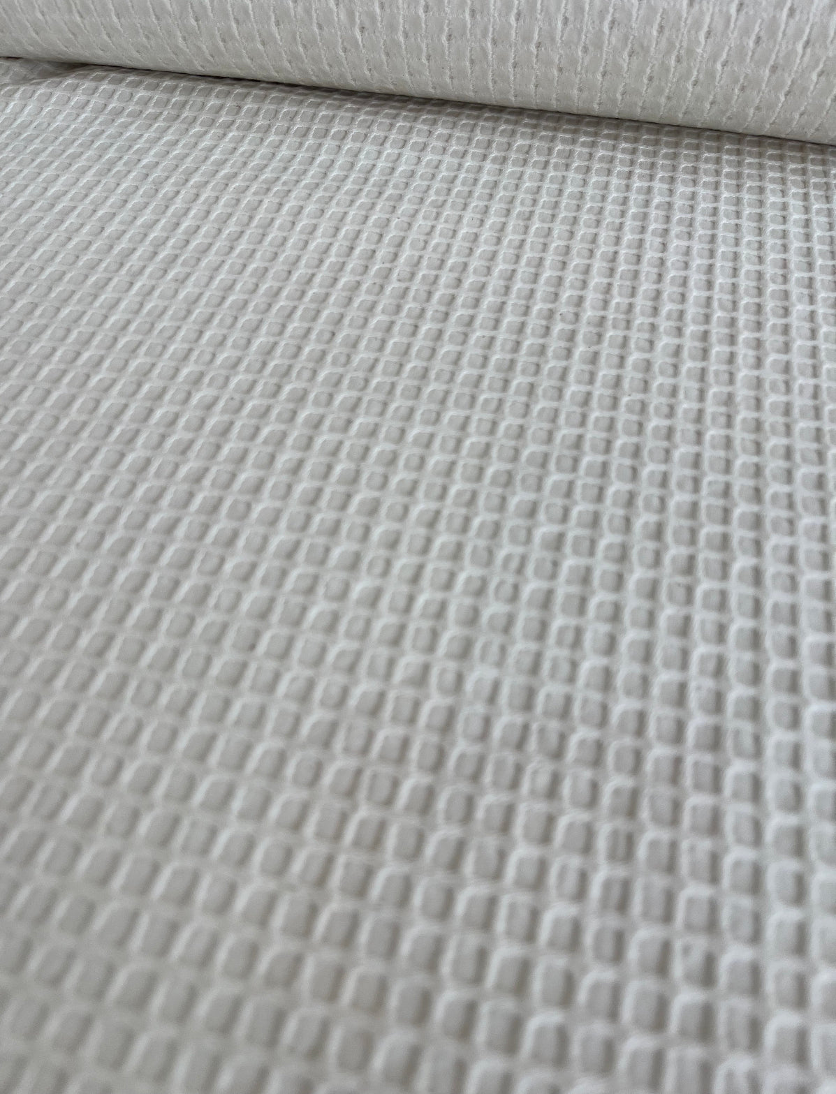 Algodão textura quadriculada Off - R$ 69,90 metro