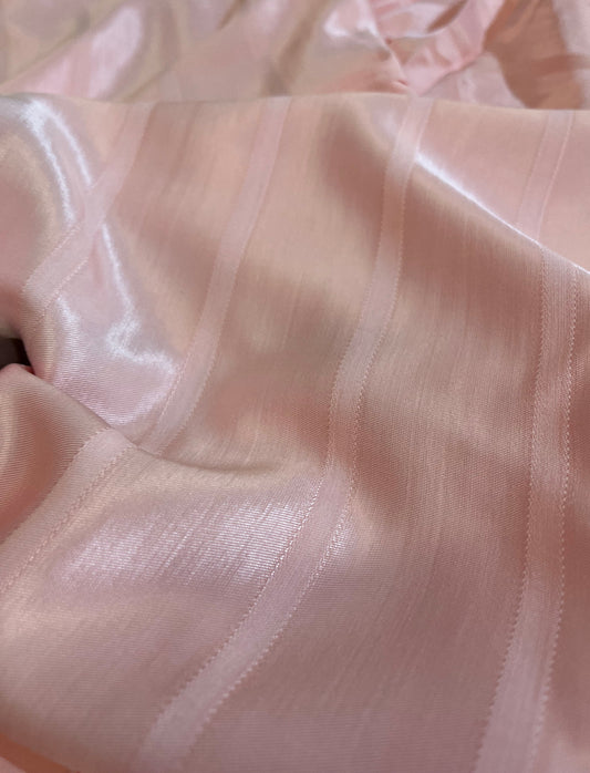 Viscolinho Maquinetado com acabamento acetinado  Rosa - R$ 59,90/metto