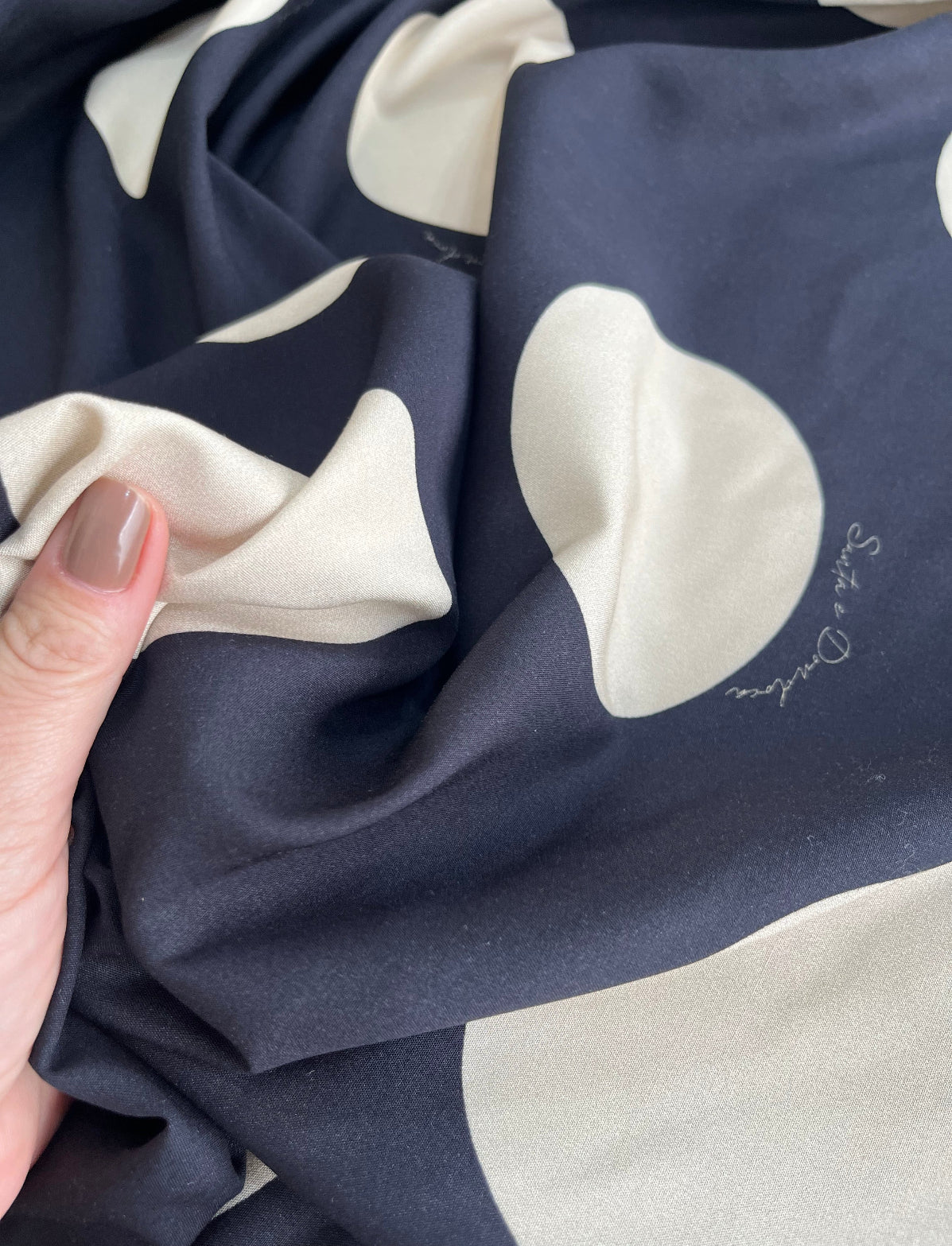 Viscose encorpada Poá - R$ 39,90/metro