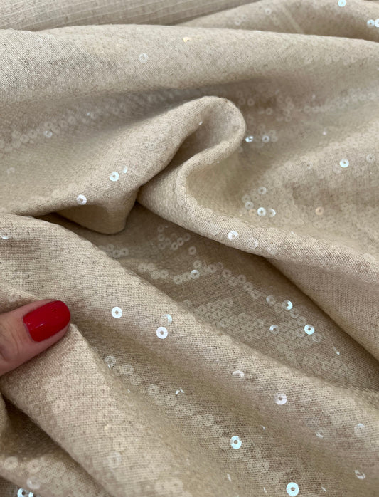 Micro Paetê transparente em base de linho Cru - R$ 49,90/metro