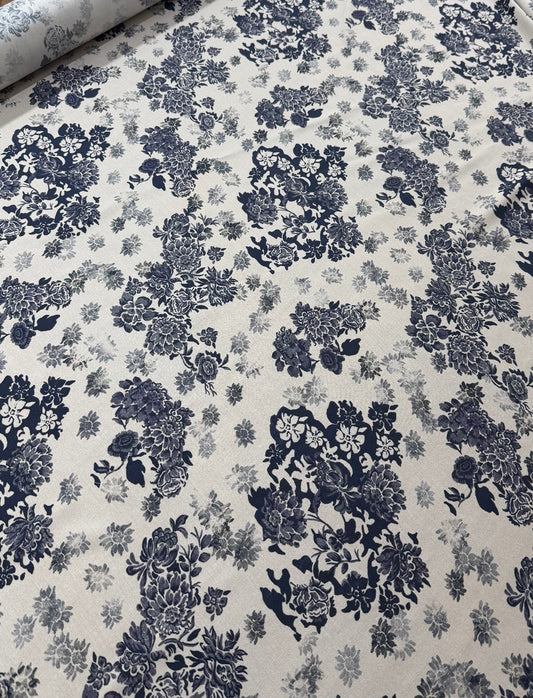 Viscose Estampada Floral  - R$ 59,90/metro exclusiva