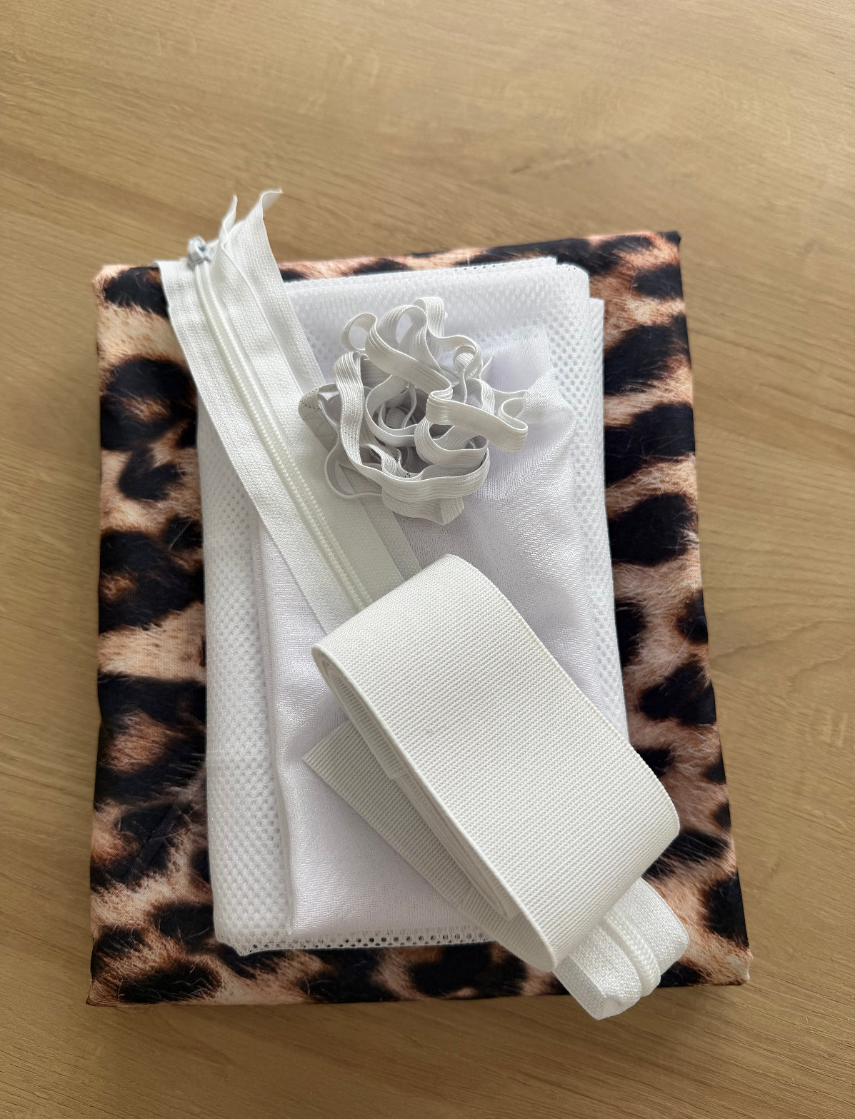 Kit Jaqueta Corta Vento Animal Print 2  - R$ 129,00
