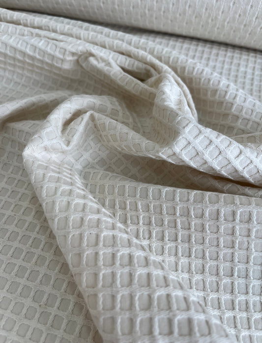 Algodão textura quadriculada Off - R$ 69,90 metro