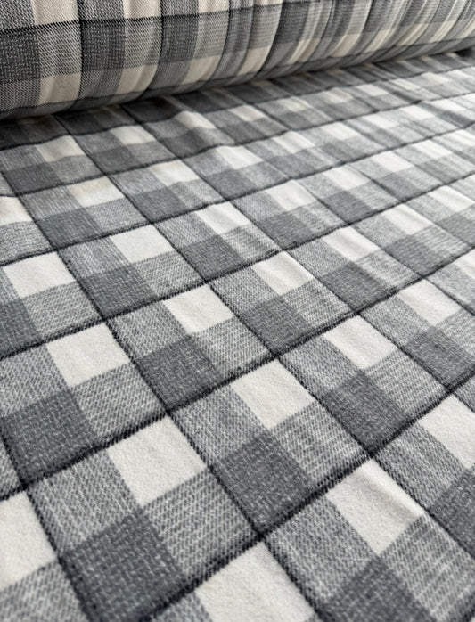Tweed Flanelado Xadrez- R$ 69,90/metro