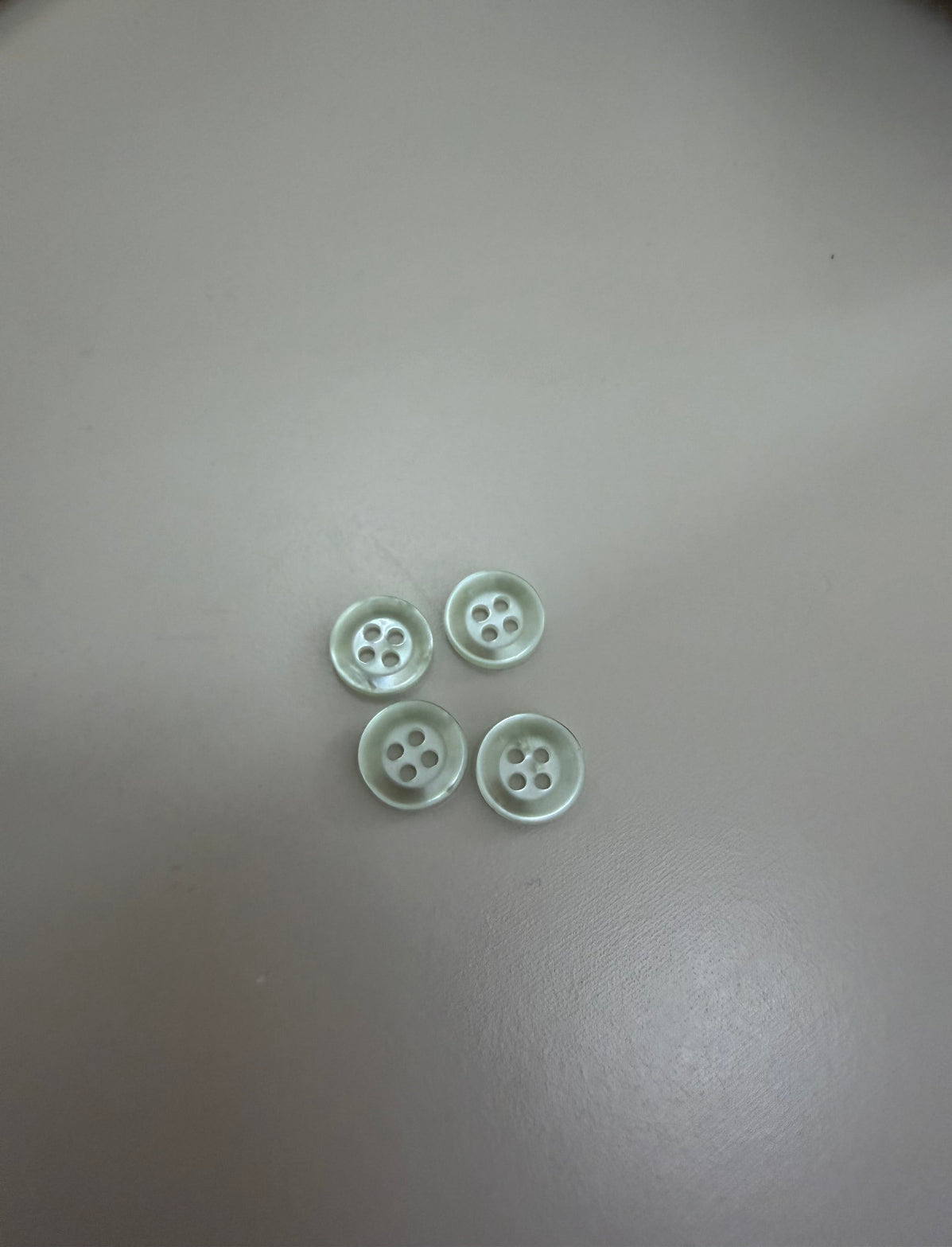 Botão 4 furos Verde Claro - R$ 0,25 unidade