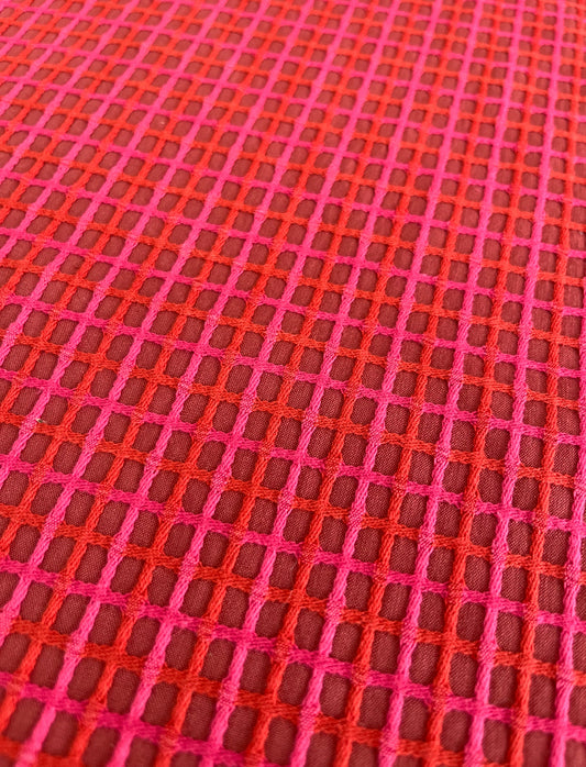 Algodão textura quadriculada Rosa e Vermelho - de R$ 69,90 por R$ 49,90/metro
