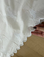 Cambraia Bordada Paisley Branco