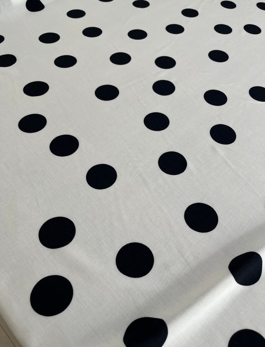 Viscose Estampada Poá - R$ 39,90 metro