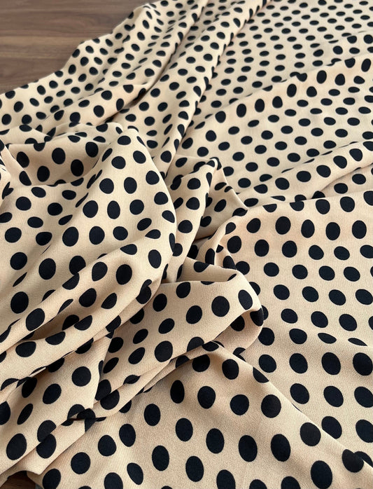 Crepe de viscose Poá - R$ 39,90/metro.
