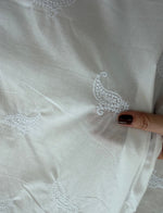 Cambraia Bordada Paisley Branco
