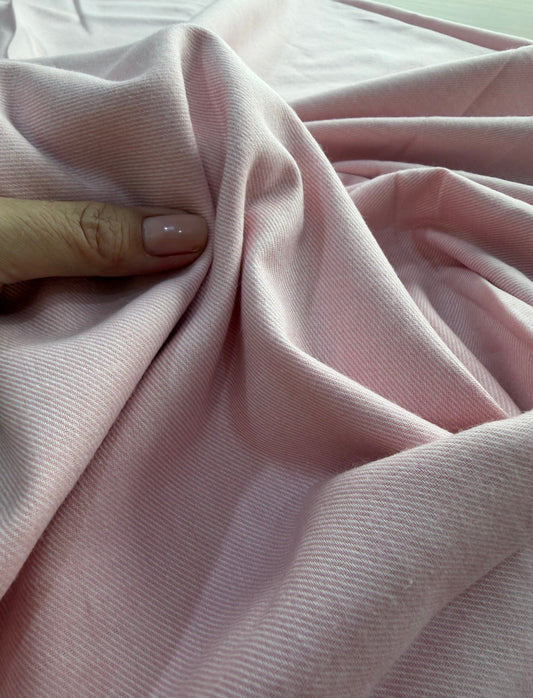 Flanela leve Rosa  - R$ 59,90/metro
