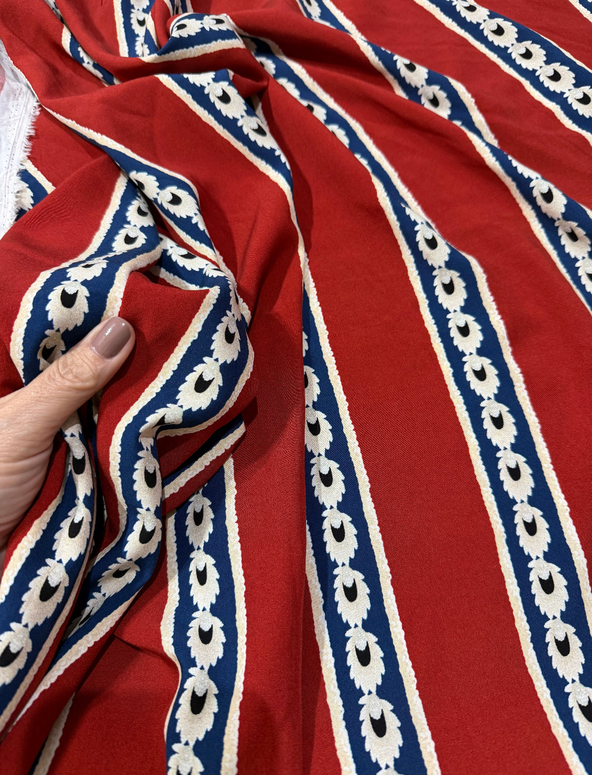 Banca 157- Viscose Estampada Exclusiva Corte 4,5 metros (R$29,90 o metro)