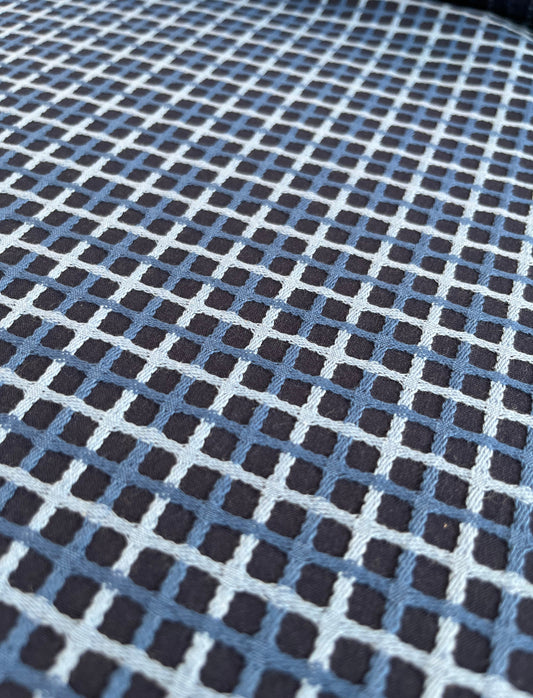 Algodão textura quadriculada  Azul - R$ 69,90 metro