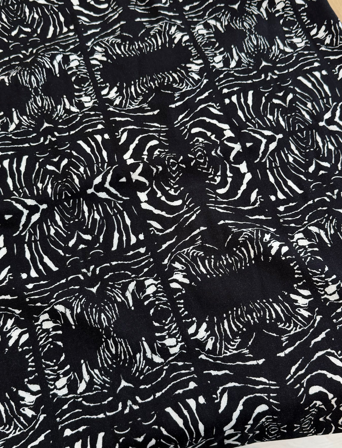 Viscolinho Estampa exclusiva - R$ 59,90/metro