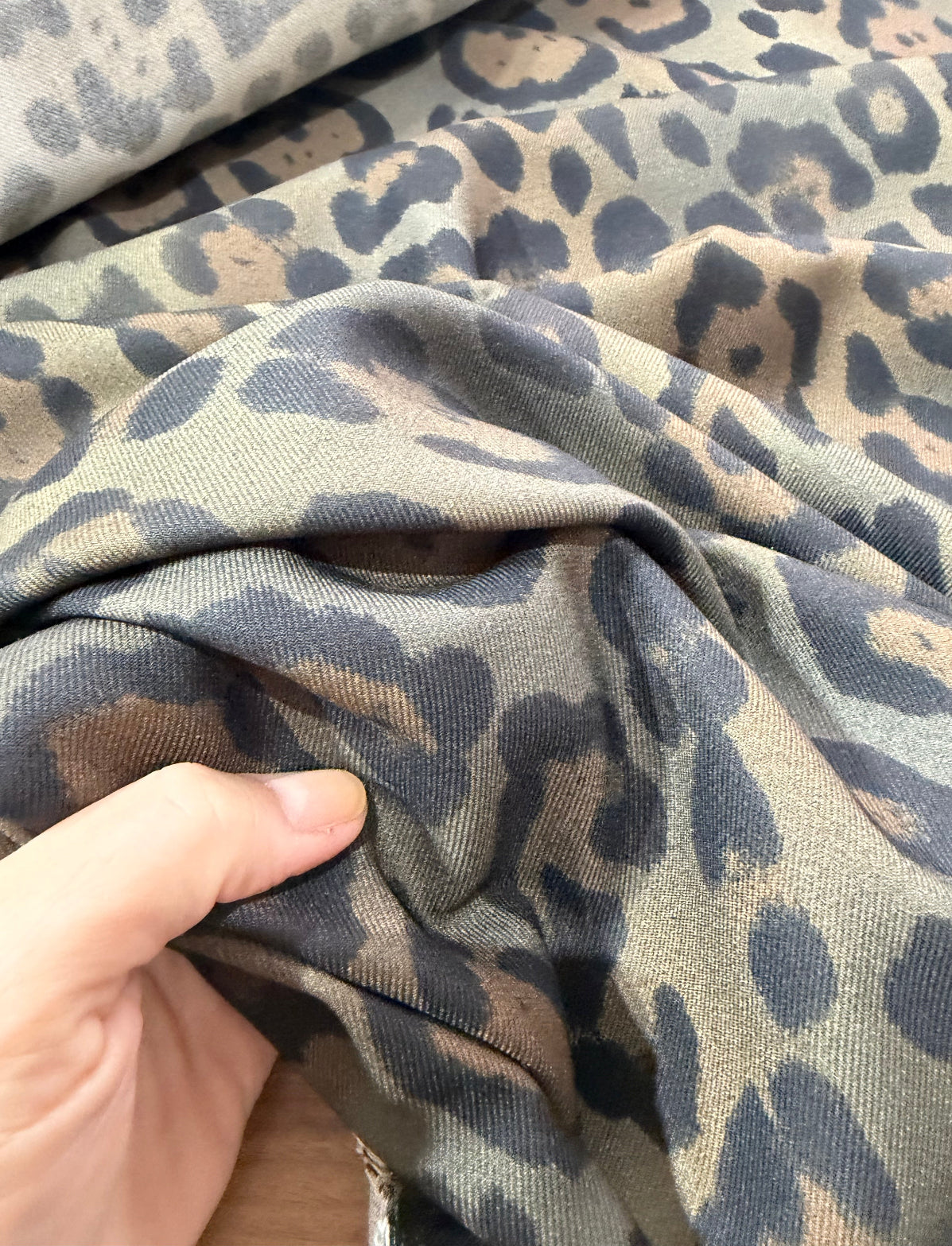 Viscose Estampada Animal Print exclusiva