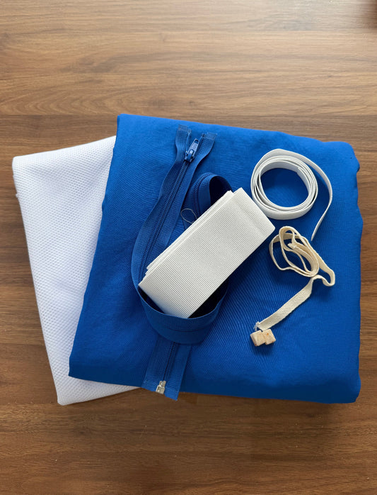 Kit Jaqueta Corta vento + shorts Azul - R$ 119,00