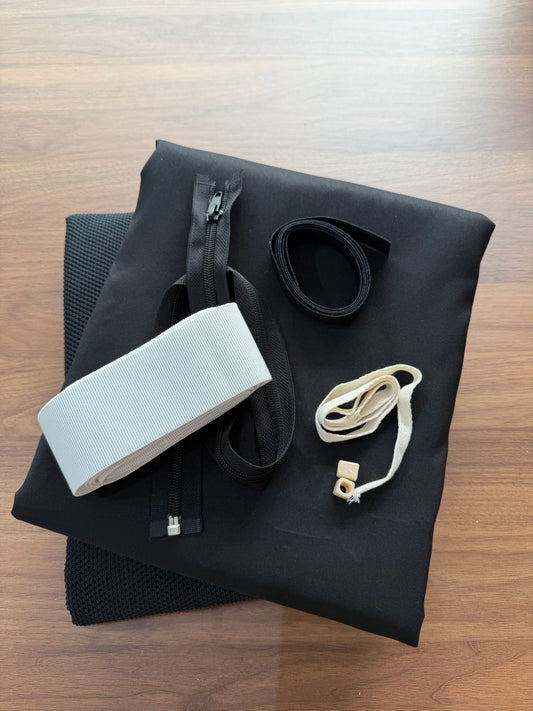 Kit Jaqueta Corta vento + shorts Preto   - R$ 119,00