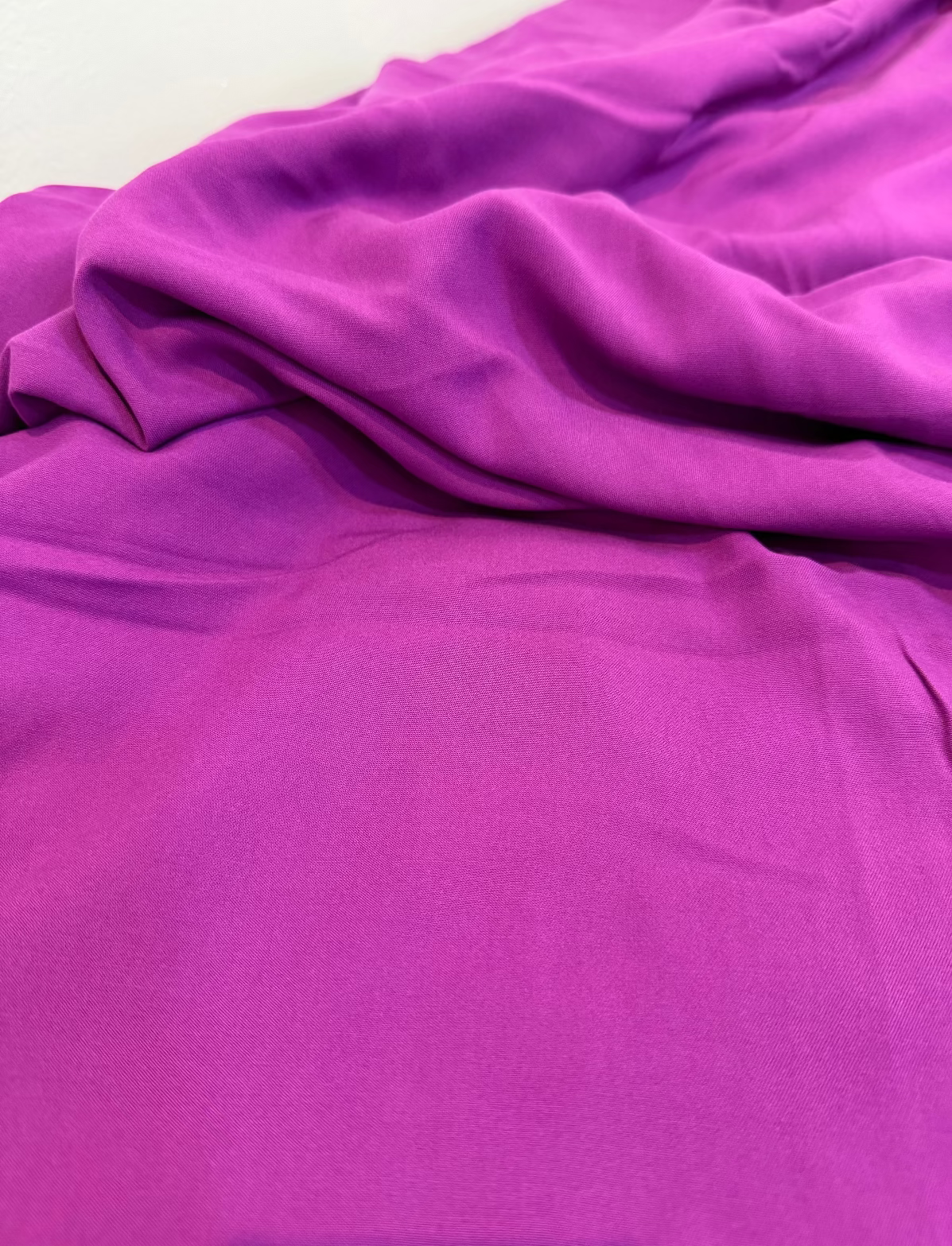 Viscose Ecovero Magenta