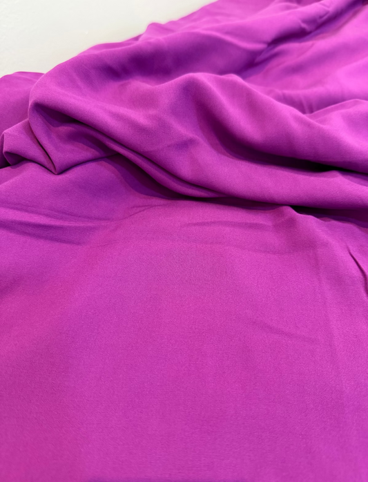 Viscose Ecovero Magenta  - R$ 29,90/metro