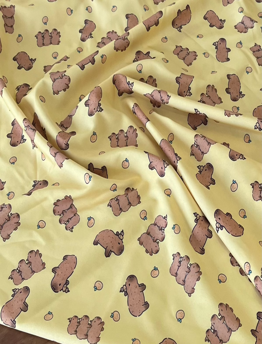 Malha para pijama Capivara fundo Amarelo - R$ 29,90/metro