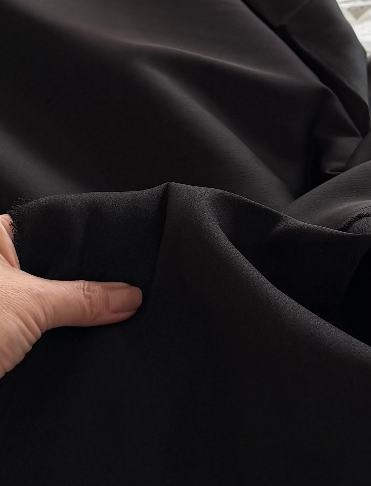 Crepe alfaiataria ( similar ao Patou) de poliéster Preto - de R$ 49,90 por R$ 29,90