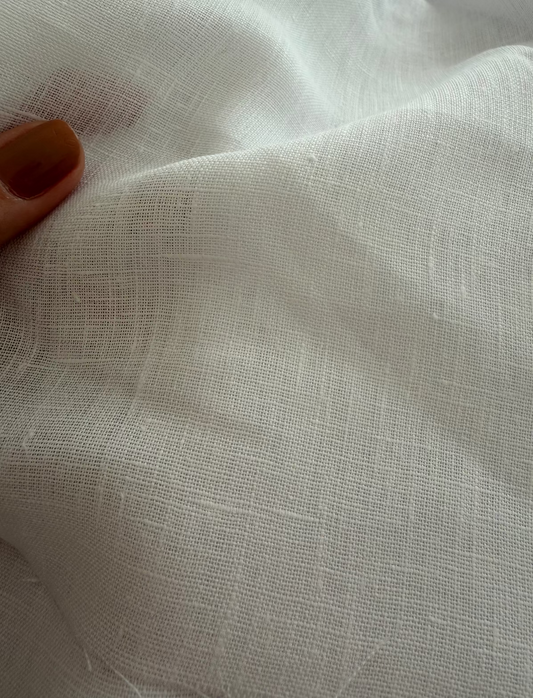 Cambraia 100% linho Branco - R$ 129,90/metro